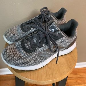 Adidas Cloudfoam running shoes 7.5, gray